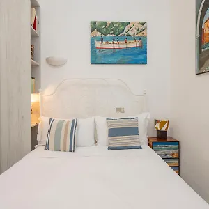  Apartamento New In Downtown Close To Duomo Italia
